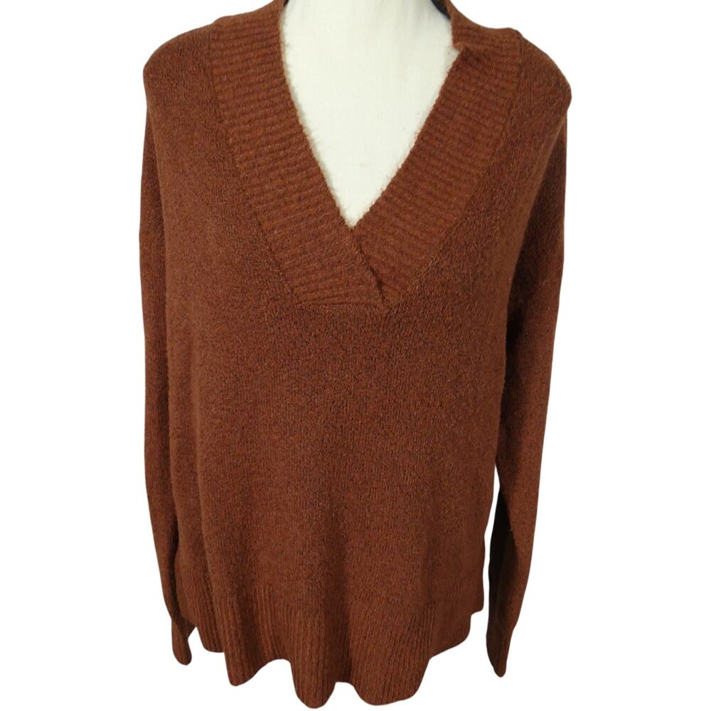A.N.A. Women's Medium V-Neck Sweater Long Sleeves Side Slits Stretchy